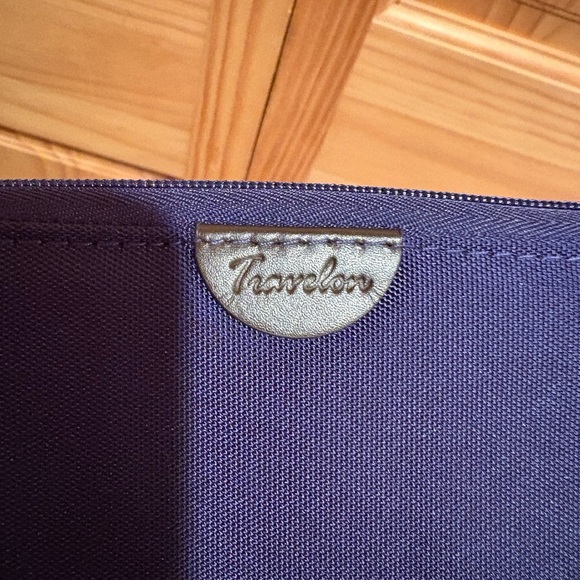 TRAVELON RFID blocking double zip clutch Wallet women’s - Picture 8 of 13